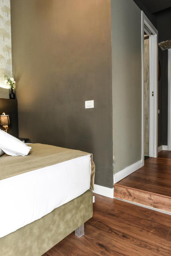 ローマ イル コルソ Bed & Breakfast エクステリア 写真