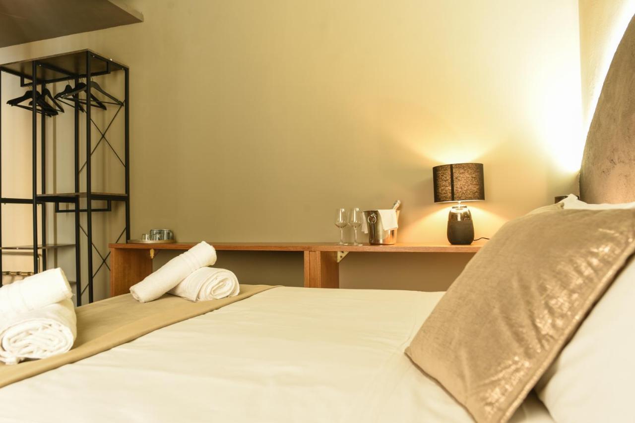 ローマ イル コルソ Bed & Breakfast エクステリア 写真