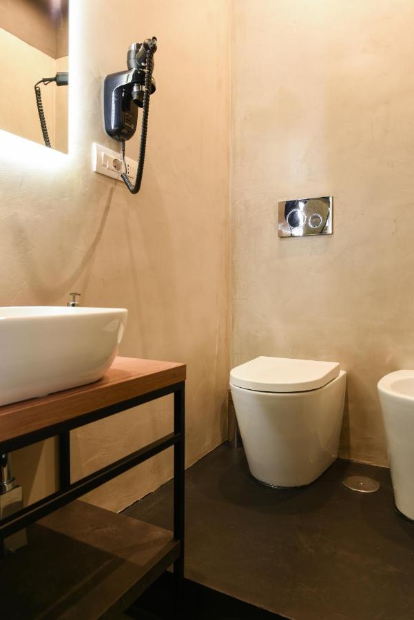 ローマ イル コルソ Bed & Breakfast エクステリア 写真